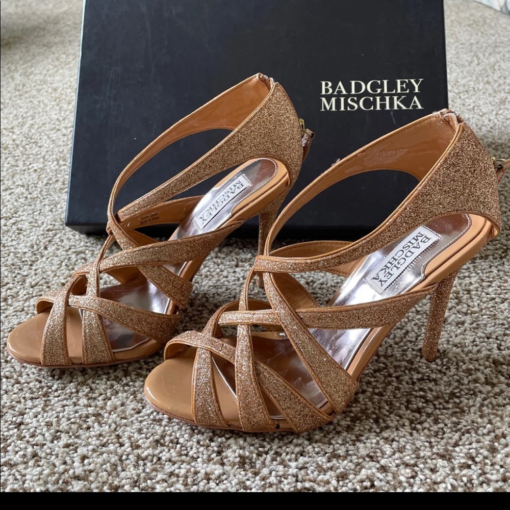 💎Beautiful Badgley Mischka Rose Gold Heels